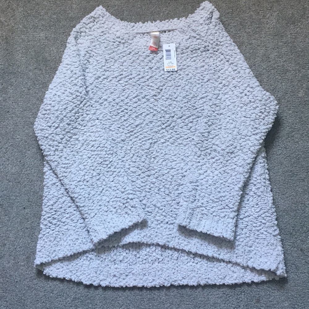 BRAND NEW Super Soft Sweater